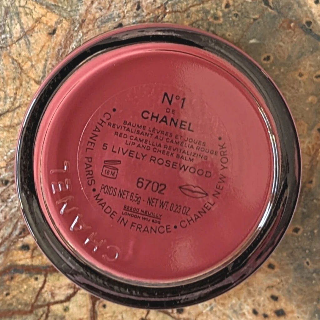 No 1 De Chanel Red Camellia Revitalizing Lip And Cheek Balm